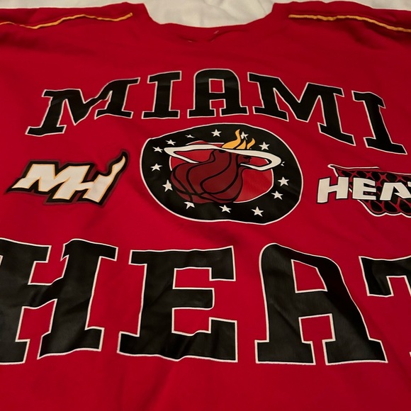 Miami Heat NBA Official Plus Size Crewneck Sweater Size XXL Graphic Sweater - Picture 3 of 4
